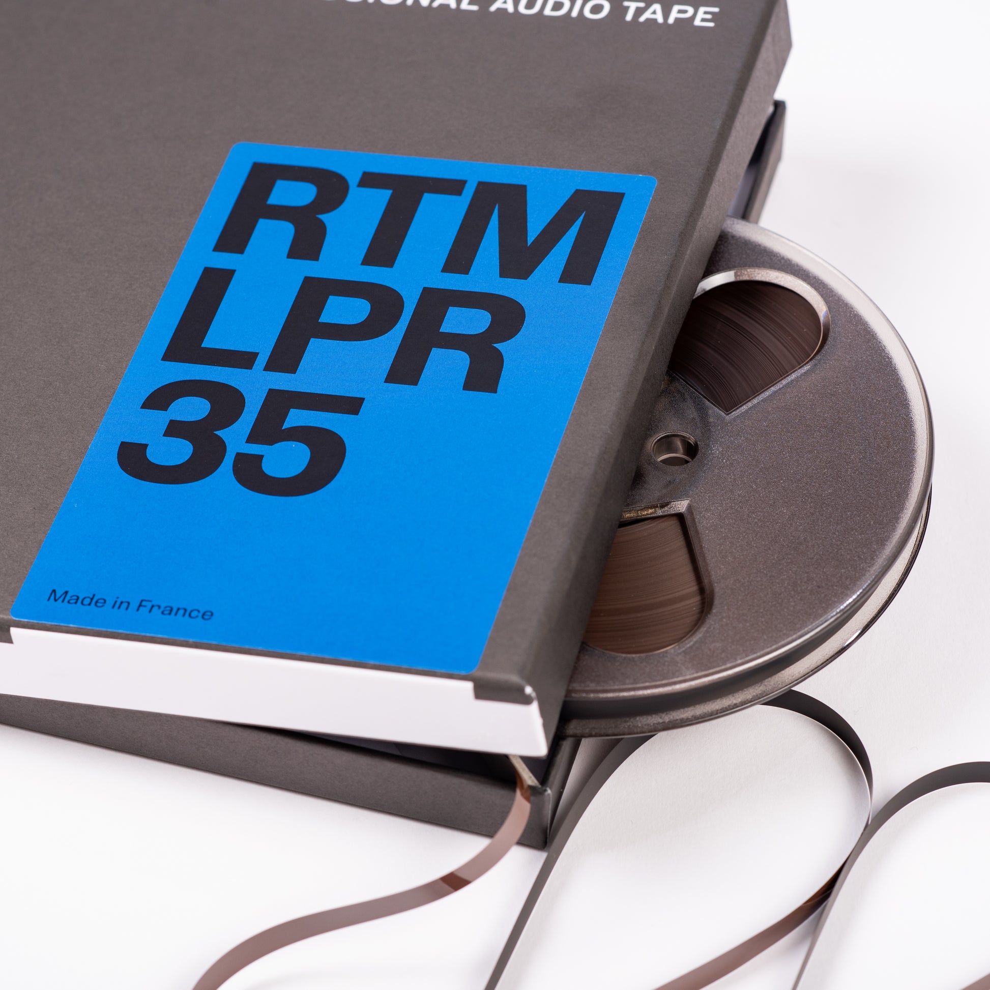 RTM LPR 35 1/4 1100m Plastic Reel – Thomann UK